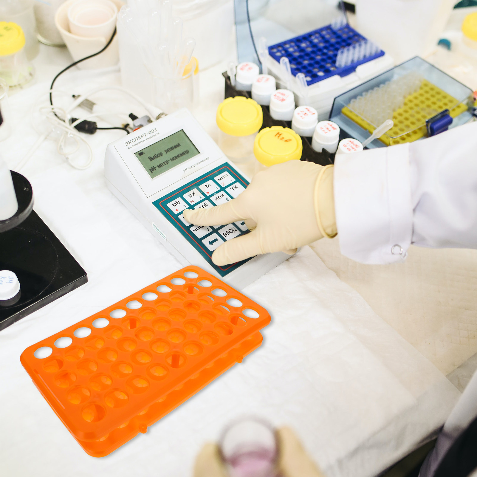 حامل أنابيب اختبار بسعة كبيرة  - مراجعة Laboratory Centrifuge وسعره